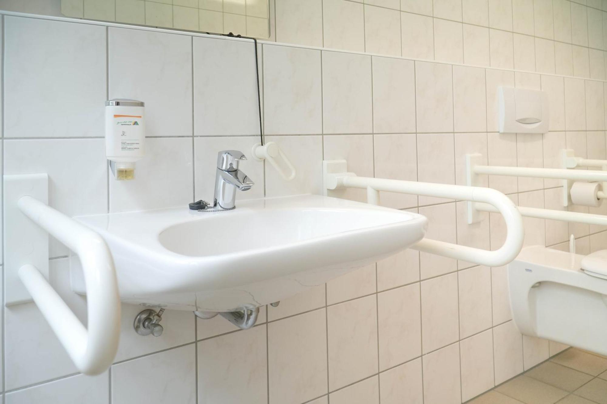 Hostel Djh - Jugendgästehaus